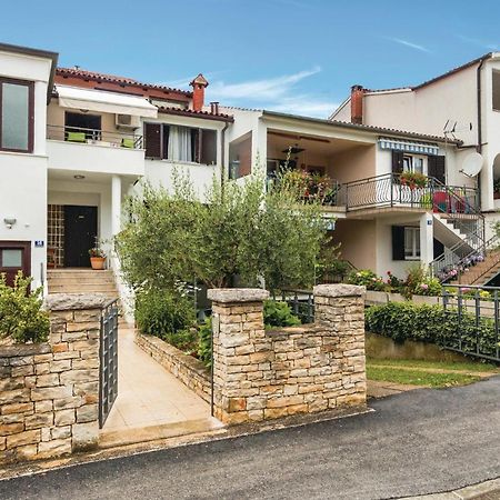 Gorgeous Apartment In Porec With Kitchen Экстерьер фото
