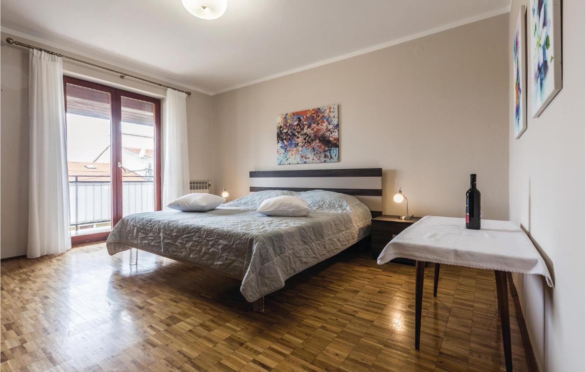 Gorgeous Apartment In Porec With Kitchen Экстерьер фото